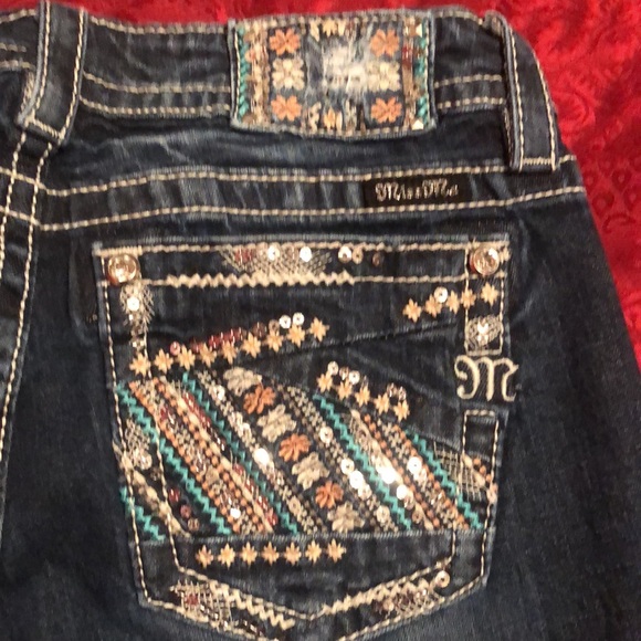 Miss Me Sz 29 bootcut with sequin embellished front and back pockets, gorgeous!! - Picture 6 of 17